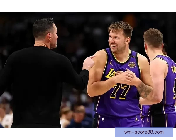 东契奇首节砍17分一度离场后强势回归 实现生涯5000分里程碑