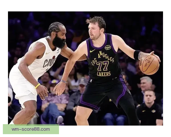 湖人复仇骑士豪取赛季第50胜东契奇42分12助攻里程碑詹姆斯再写历史