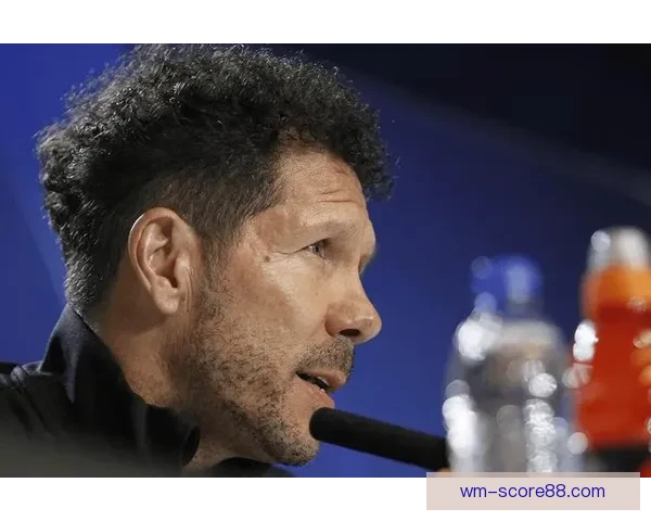 巴萨中卫红牌改判引争议西蒙尼愤怒马竞官方发声质问裁判